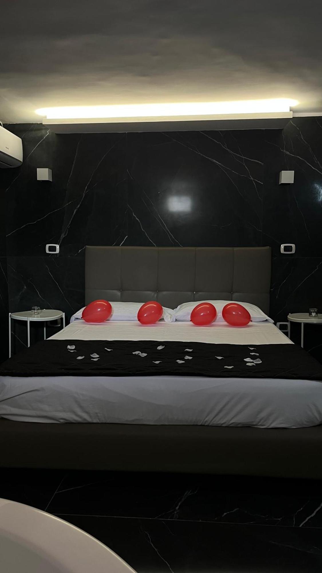 Hotel Glem Варкатуро Экстерьер фото