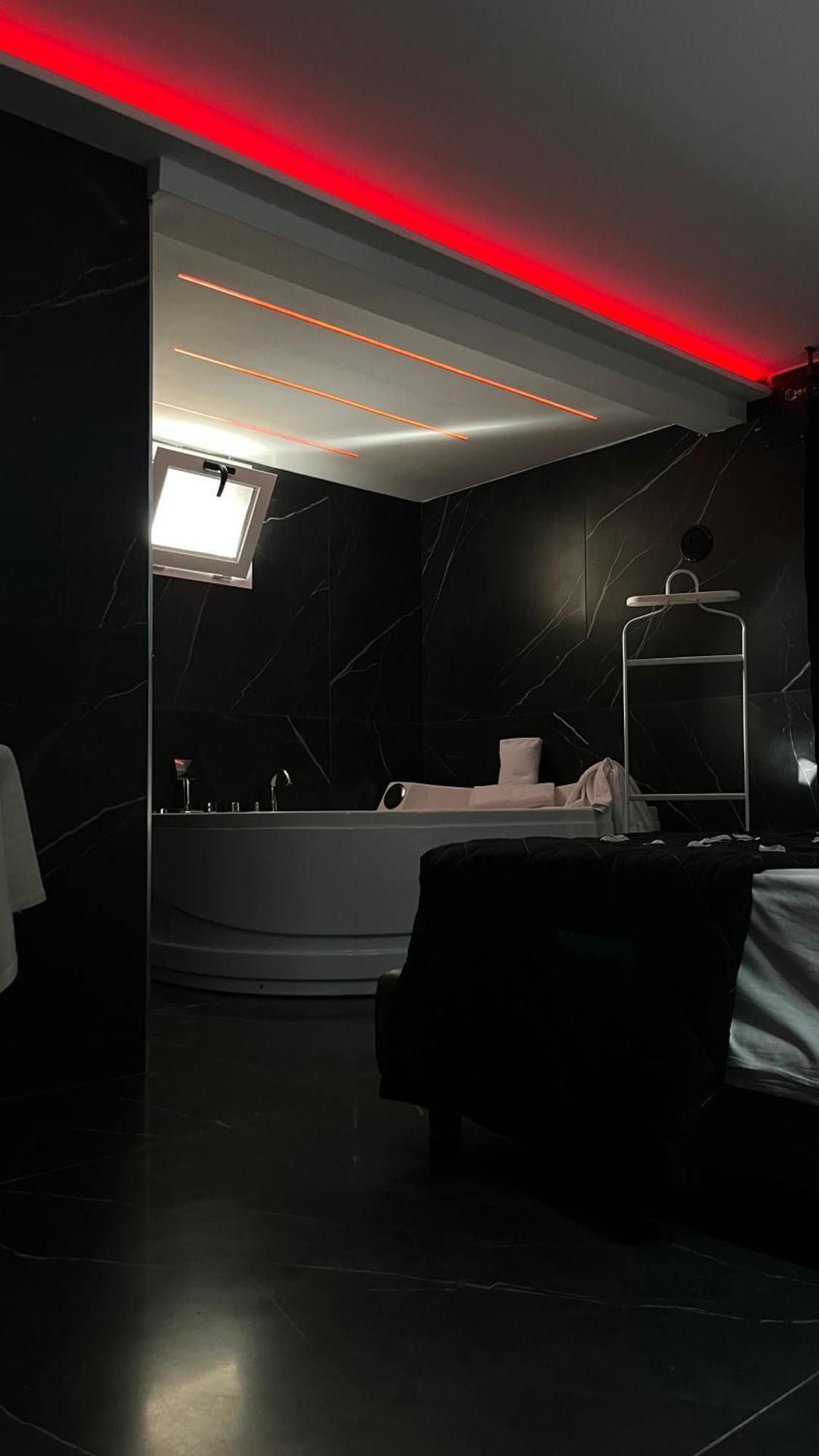 Hotel Glem Варкатуро Экстерьер фото